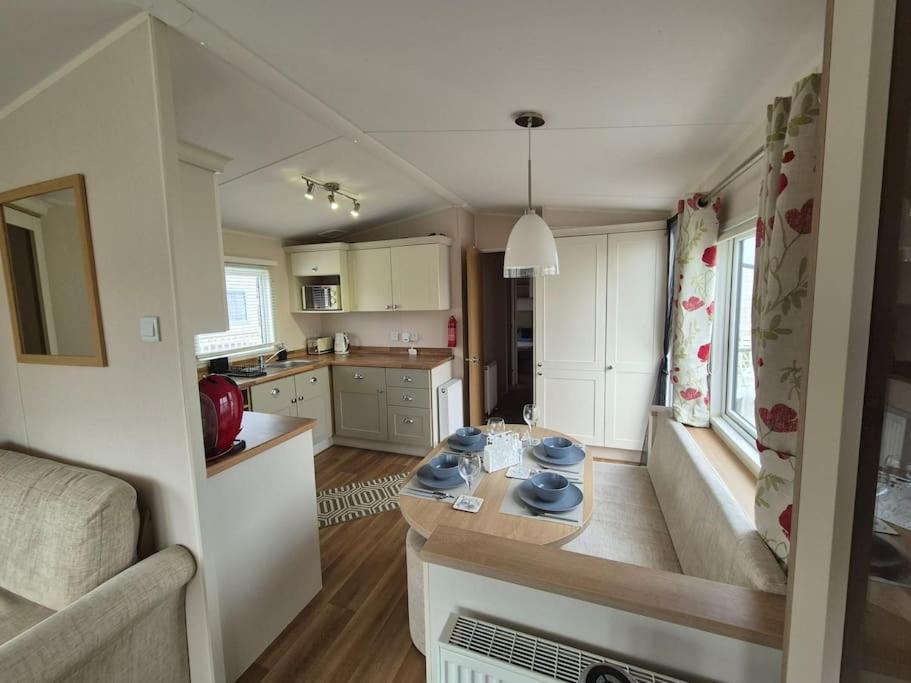 Amazing 2Bedroom Caravan In Lincoln, Tattershall Exteriör bild
